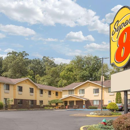Super 8 by Wyndham Radford VA Hotel Eksteriør billede